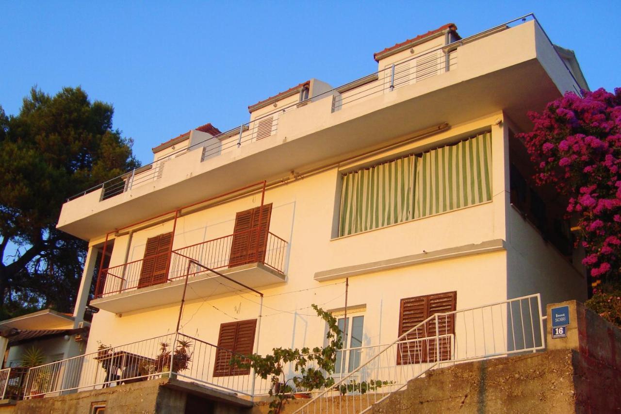 Apartments By The Sea Ubli, Lastovo - 8354 Eksteriør billede