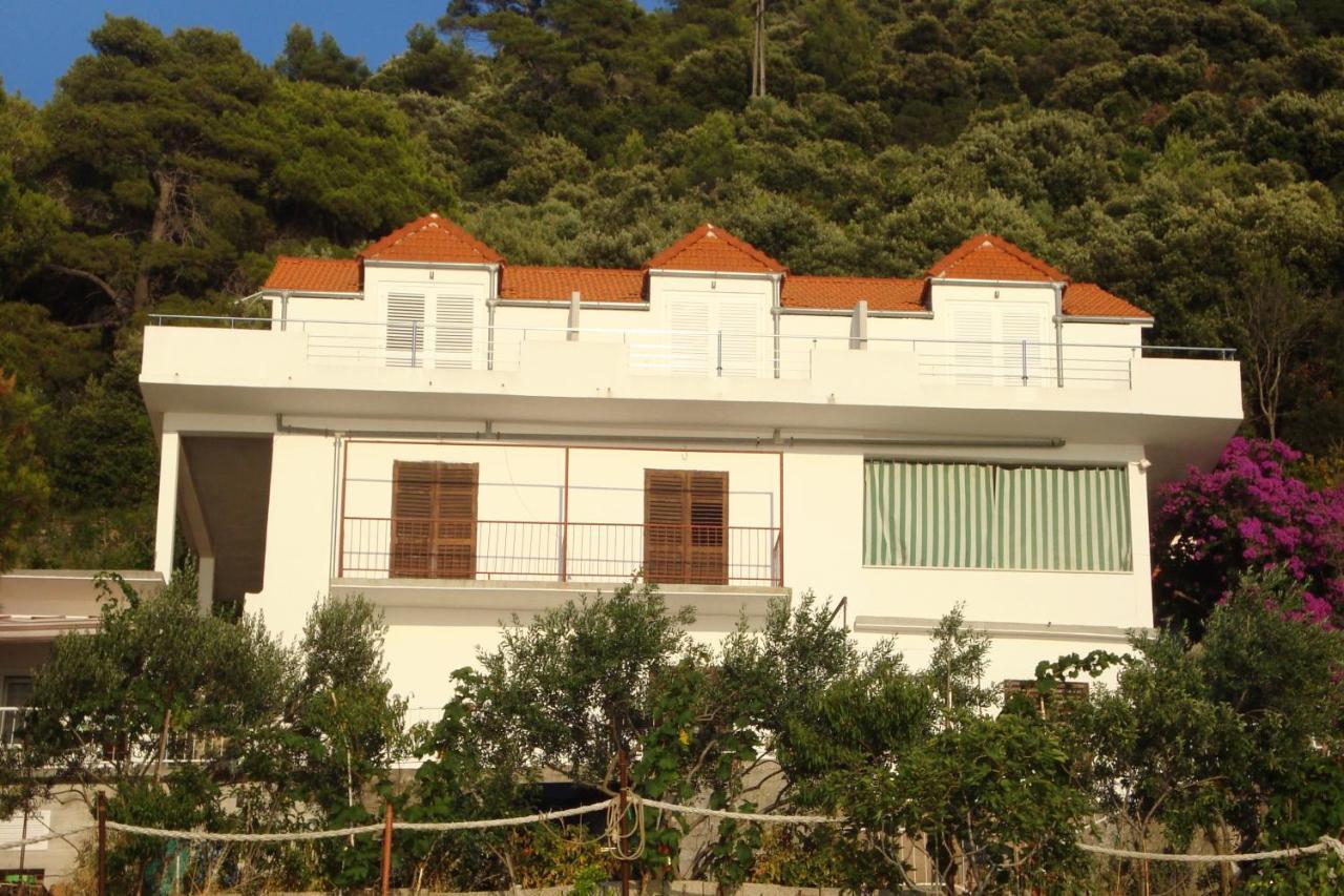 Apartments By The Sea Ubli, Lastovo - 8354 Eksteriør billede