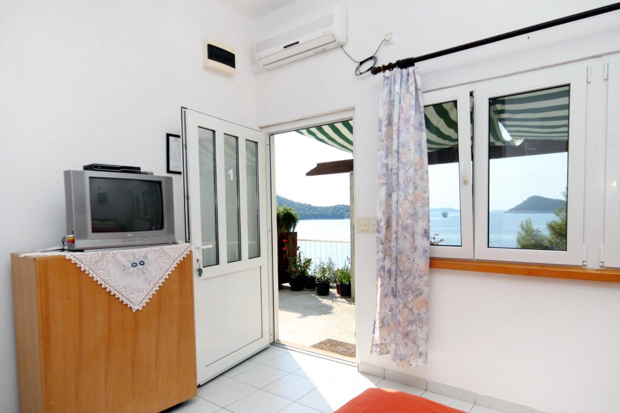 Apartments By The Sea Ubli, Lastovo - 8354 Værelse billede
